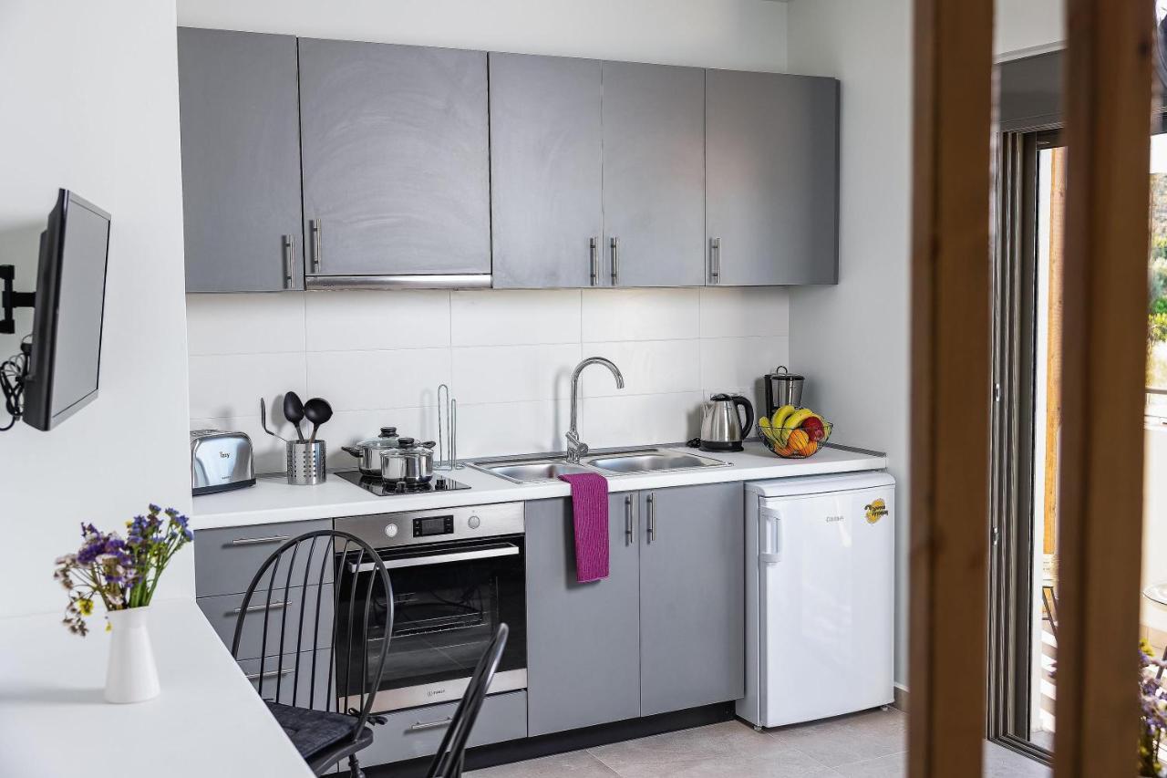 Kipos Suites & Apartments (Adults Only) Gennadi Bagian luar foto