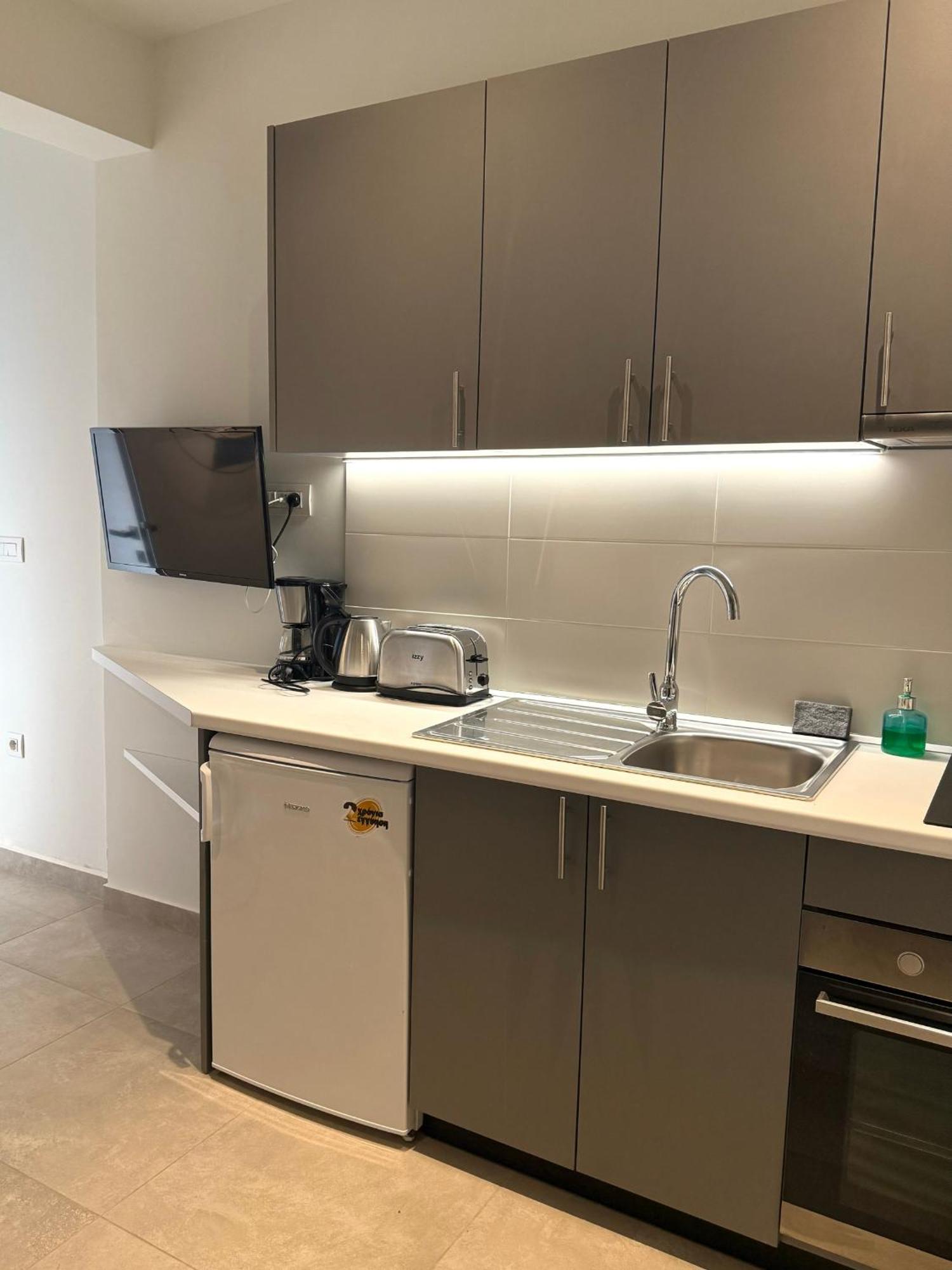 Kipos Suites & Apartments (Adults Only) Gennadi Ruang foto